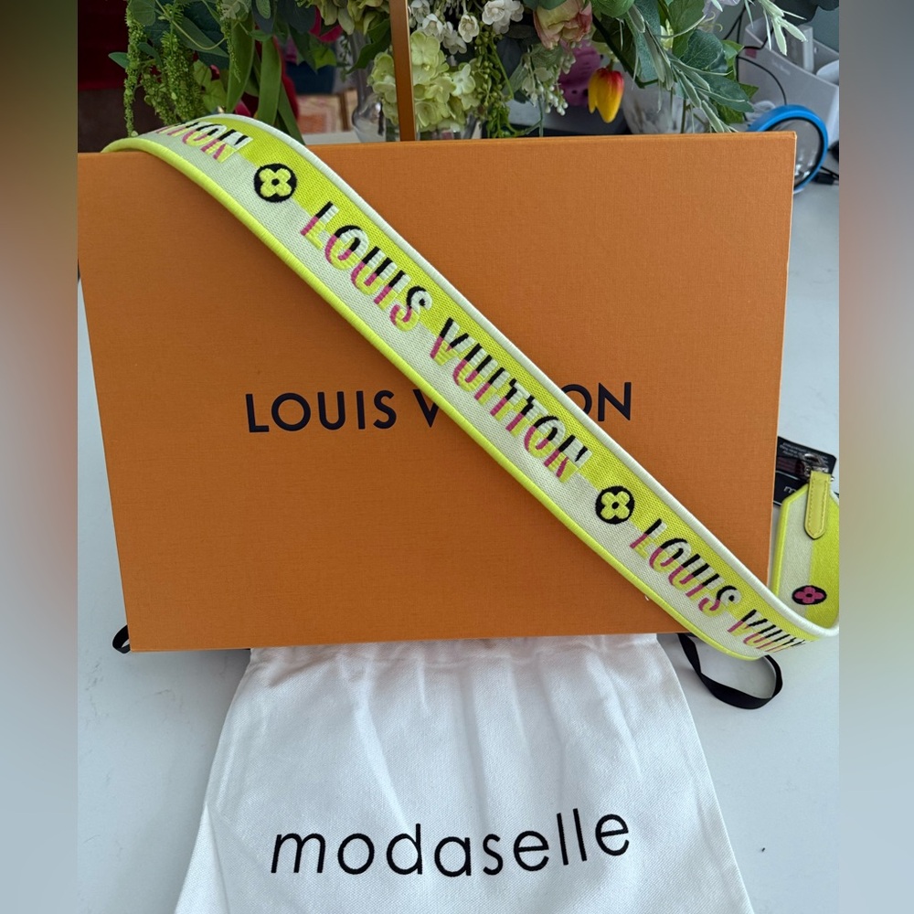 Louis Vuitton Jacquard Speedy Bandoulière 20 Shoulder Strap in Yellow ~ LIKE NEW - Picture 5 of 12